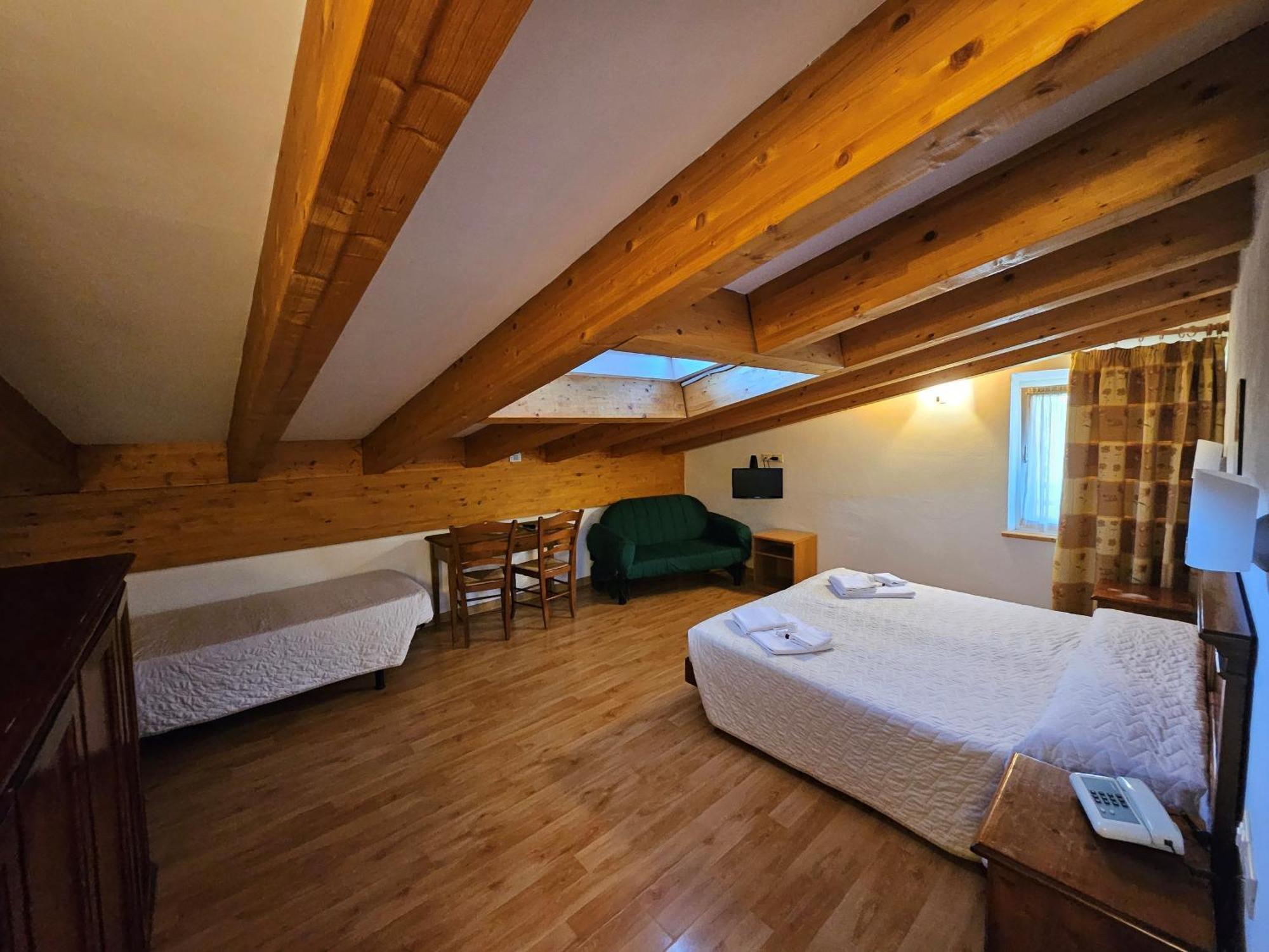 Park Hotel Sacro Cuore Cavalese Esterno foto