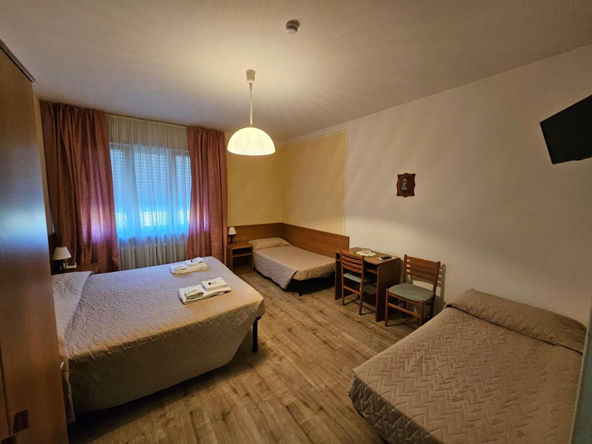 Park Hotel Sacro Cuore Cavalese Esterno foto